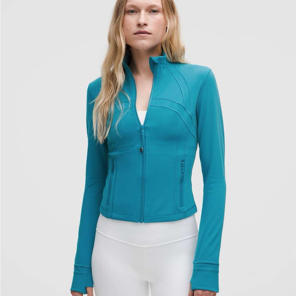 Lululemon Hawaiian Blue Cropped Define Jacket NWT Size 8